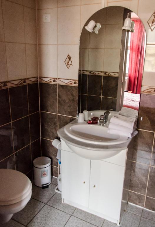 Hotel Coq Hardi Lille Room photo